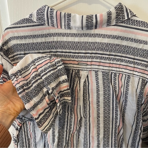 Columbia Relaxed Ladies 1X Button Down Shirt - Picture 6 of 7